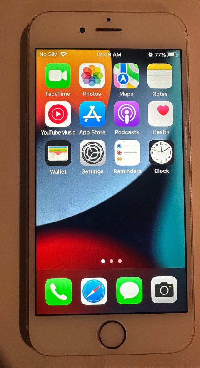 (Price dropped)iPhone 6s 64GB Gold,Unlocked, 73% Battery+Case