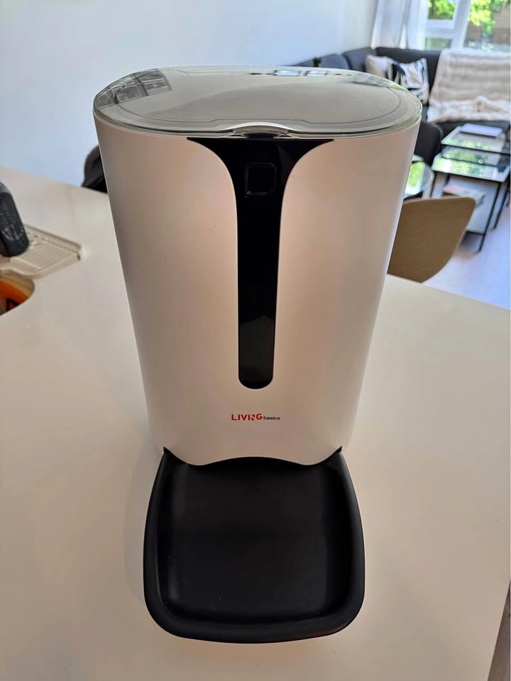 Automatic Pet Feeder