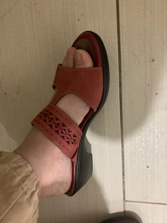 Sandals size 8.5 - photo 3