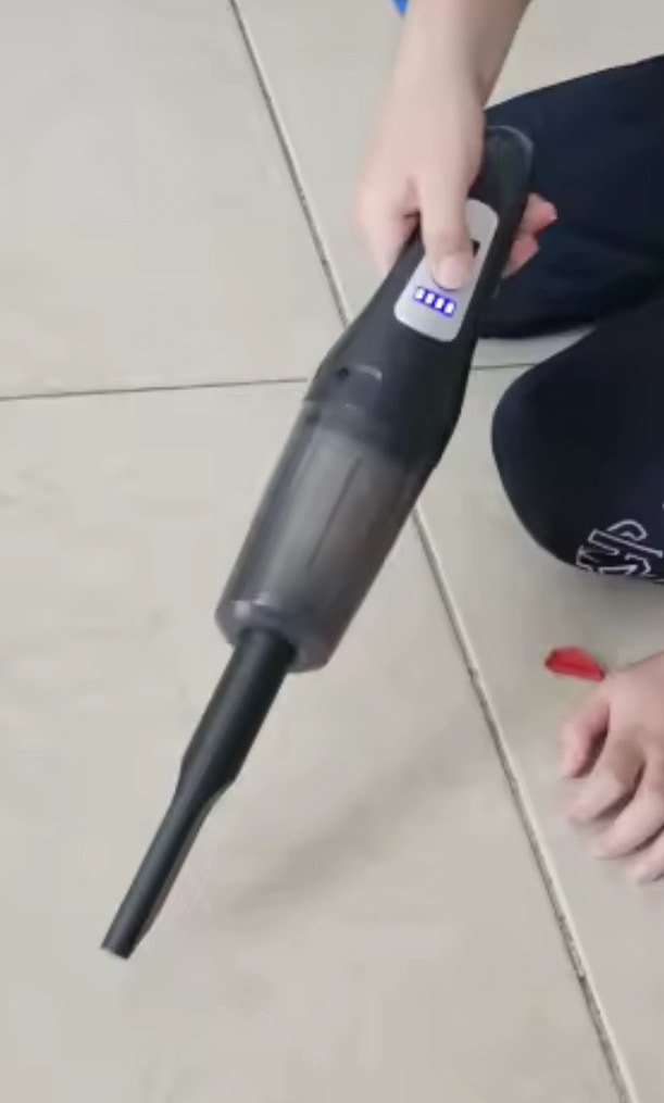 Portable Wireless Vacuum - photo 3