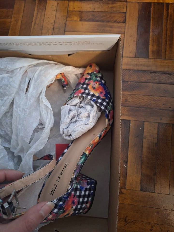 Pumps - photo 2
