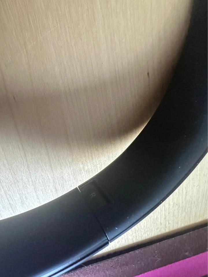 Beats Solo Pro Wireless On-Ear Headphones - photo 4