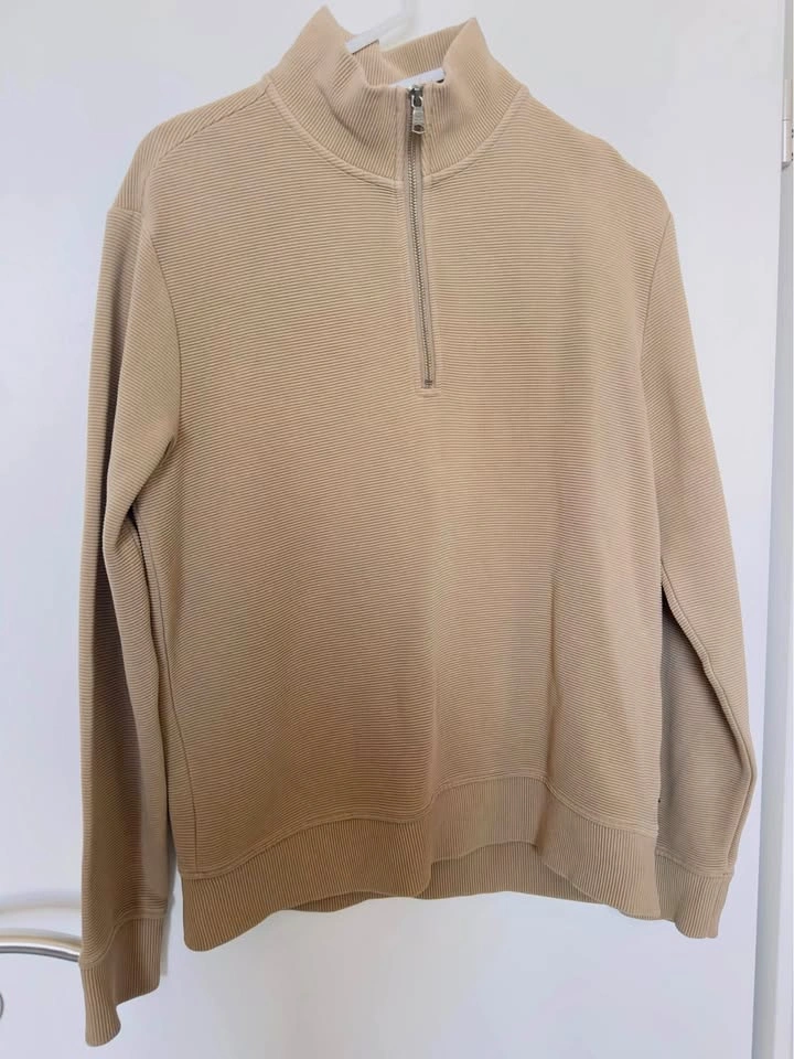 Banana Republic ribbed quarter-zip top M