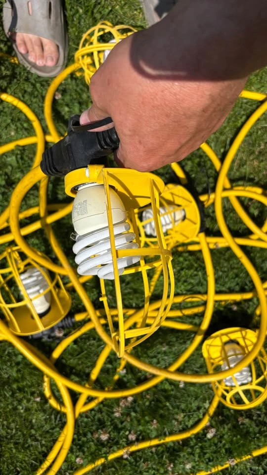 100 ft. 12/2 Ten Socket Construction Site String Light Set - photo 3