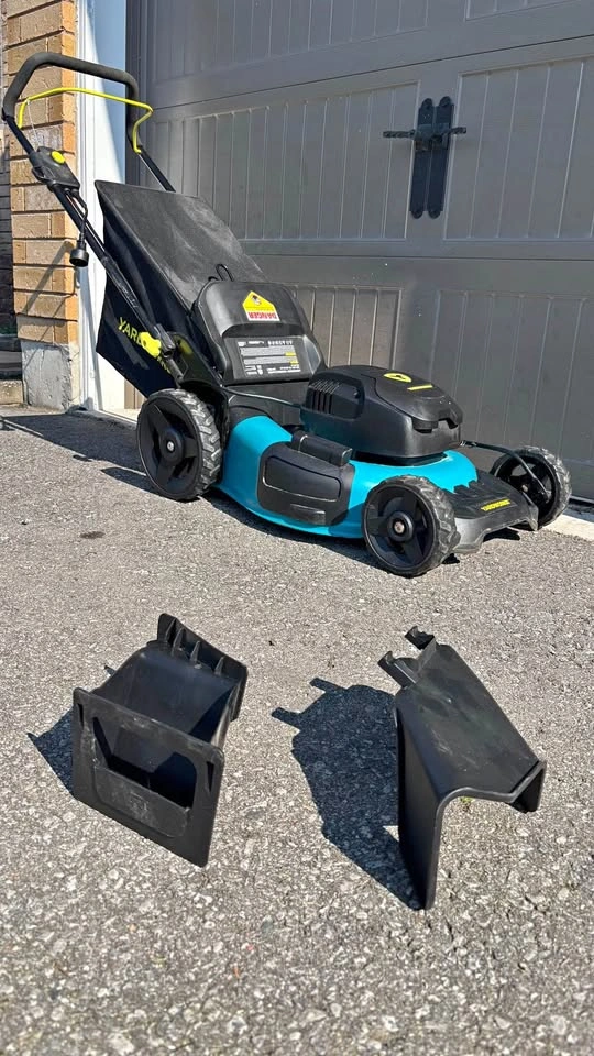 Yardworks 20-inch 12A 3 in 1 Electric Lawn Mower