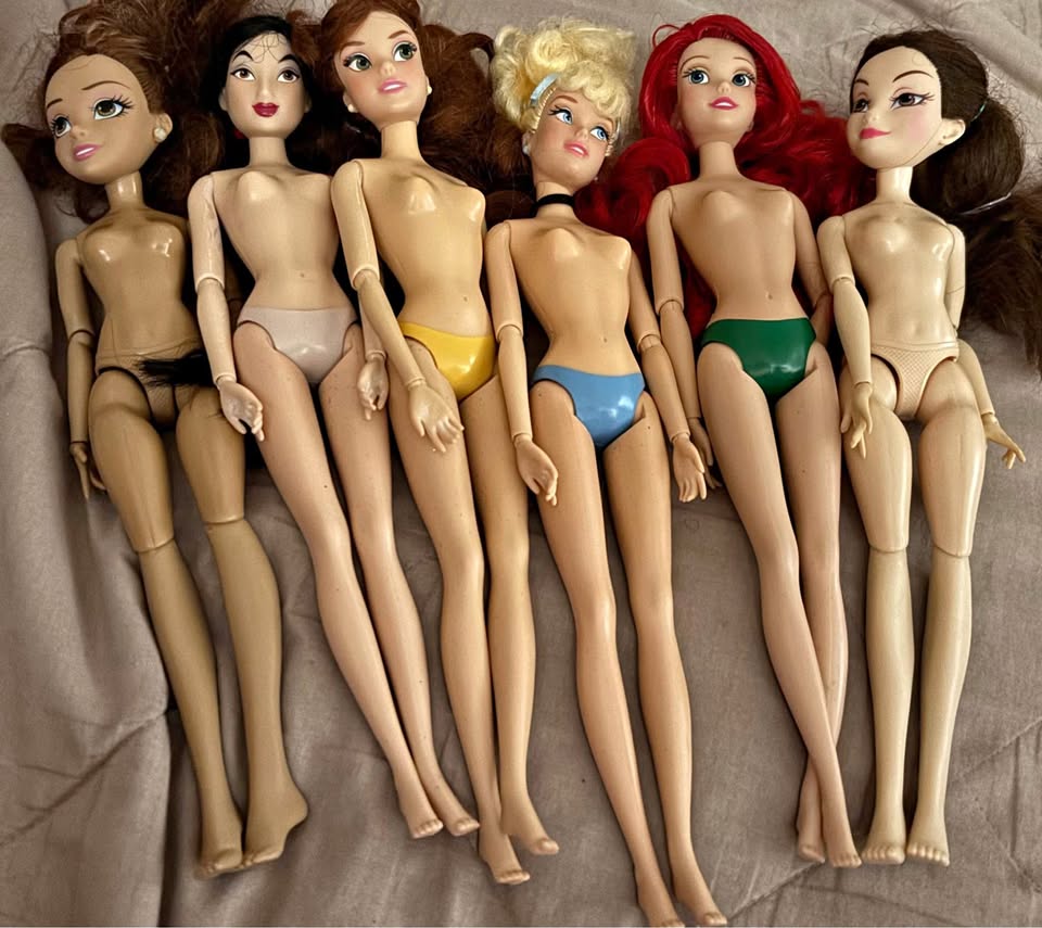 Disney doll lot