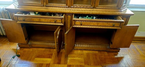 1970s Provincial Walnut Lighted Breakfront China Cabinet - photo 3