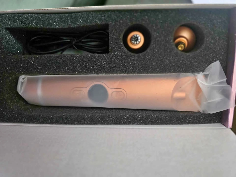 Women's Trimmer with Inbuilt Flashlight