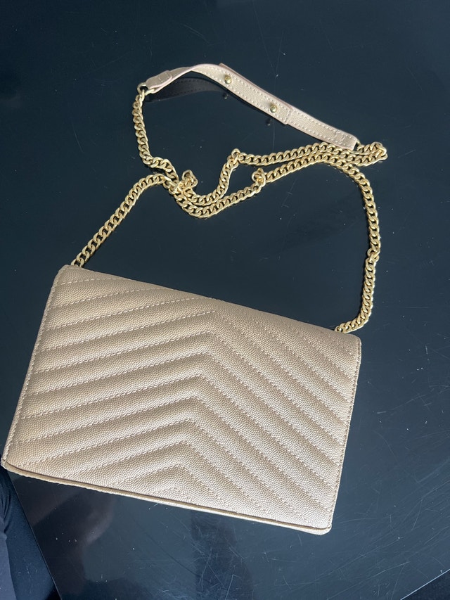 Yves Saint Laurent Cassandre envelope chain wallet - photo 2
