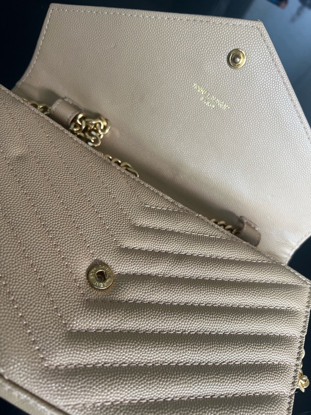 Yves Saint Laurent Cassandre envelope chain wallet - photo 3