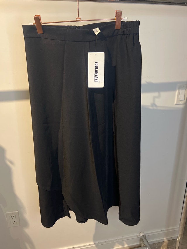 Youlanyasi Black Skirt