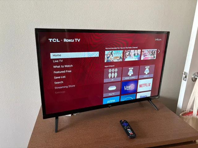 TCL 32 HD LED Roku Smart TV, 32S331-CA thumbnail