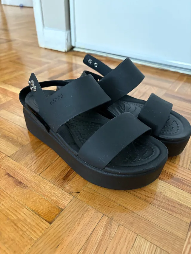 Crocs Women’s Brooklyn Wedge Sandal image indicator(2)