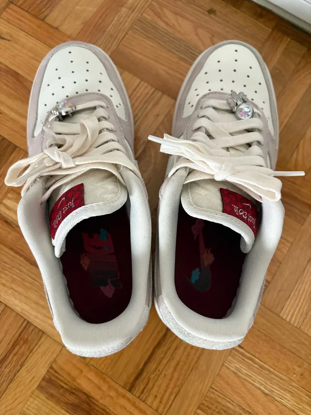 Nike Air Force 1 ‘07 LX image indicator(5)