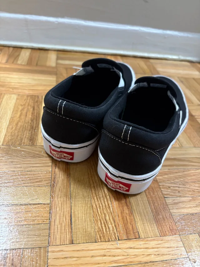 NEW Vans ComfyCush Slip Ons image indicator(2)