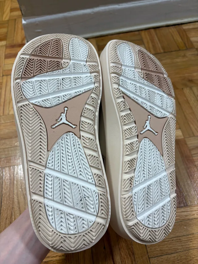 Nike Jordan Sophia Slides image indicator(4)