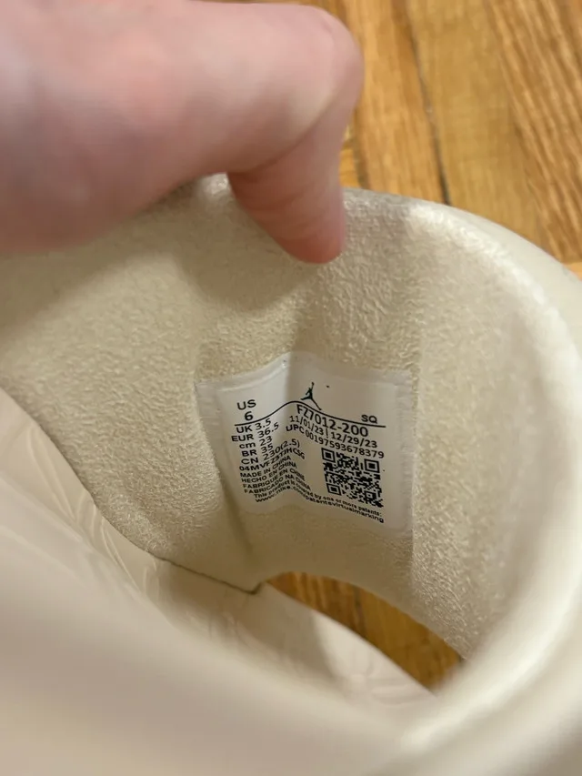 Nike Jordan Sophia Slides image indicator(6)