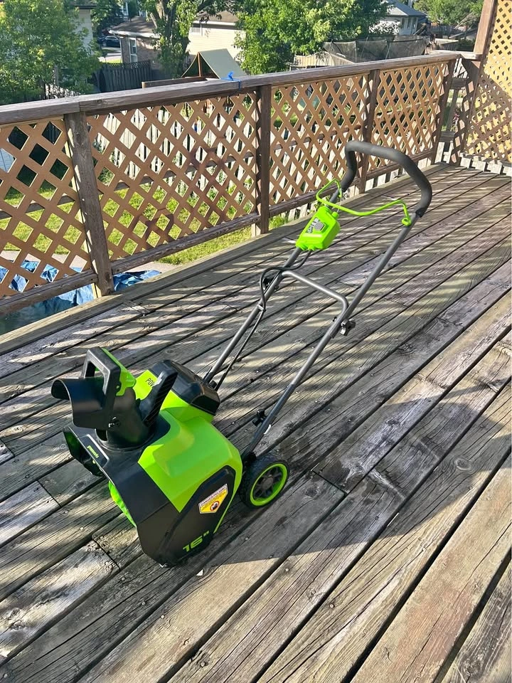 Greenworks 48V 16” Cordless Snow Blower - Like New