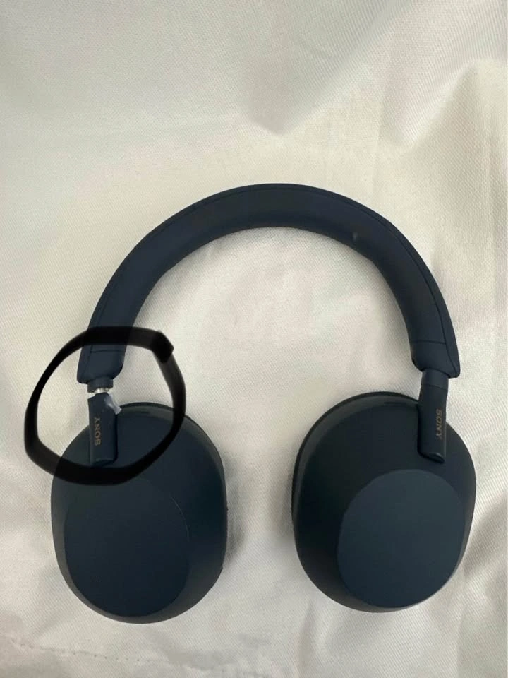 Sony XM5 headphones - photo 3