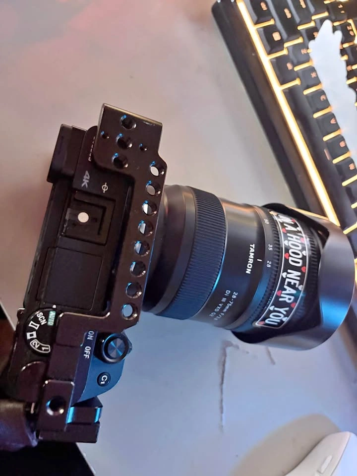 Sony a6300 + Tamron 28-75mm f/2.8 G2 Bundle
