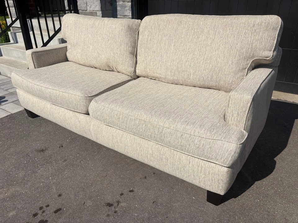 Large 2 Seater Love seat Sofa - photo 3