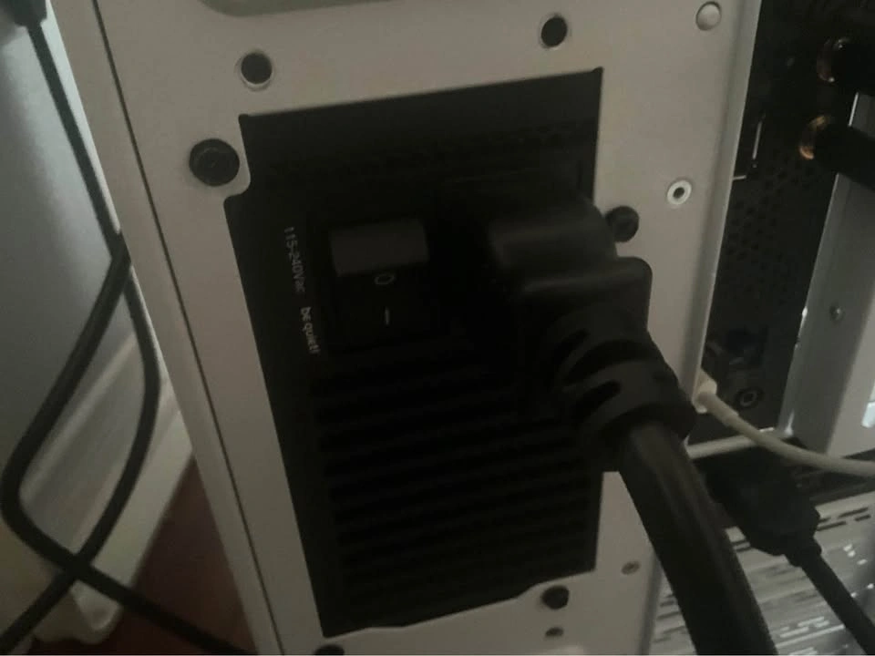 14900K + 5090 MONSTER PC (48GB 1600W Z790) - photo 3