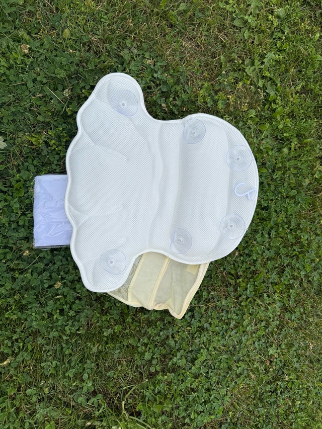 Bath Pillow - photo 2