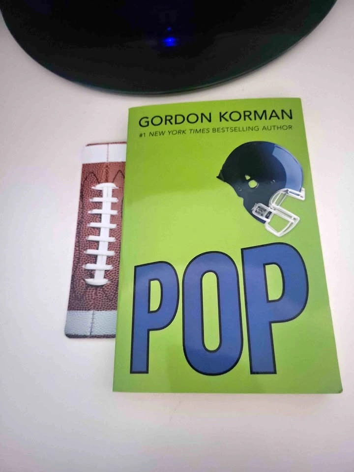 POP Football Book