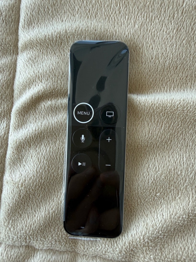 Apple TV Siri Remote