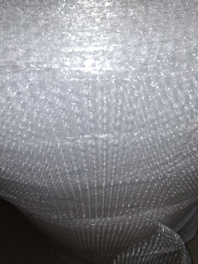 Bubble Wrap - photo 3