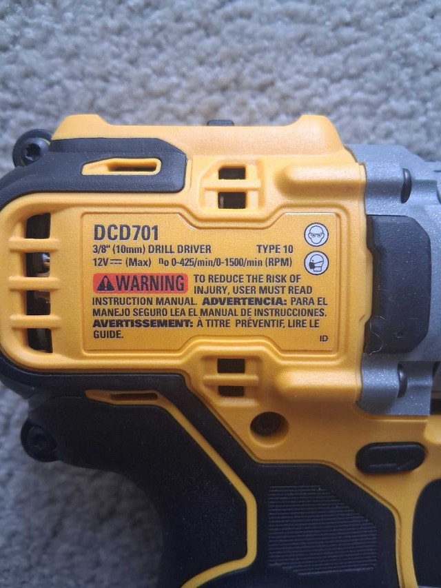 Dewalt 12V Drill - photo 3
