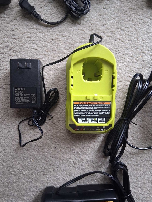 Power Tool Chargers - photo 2