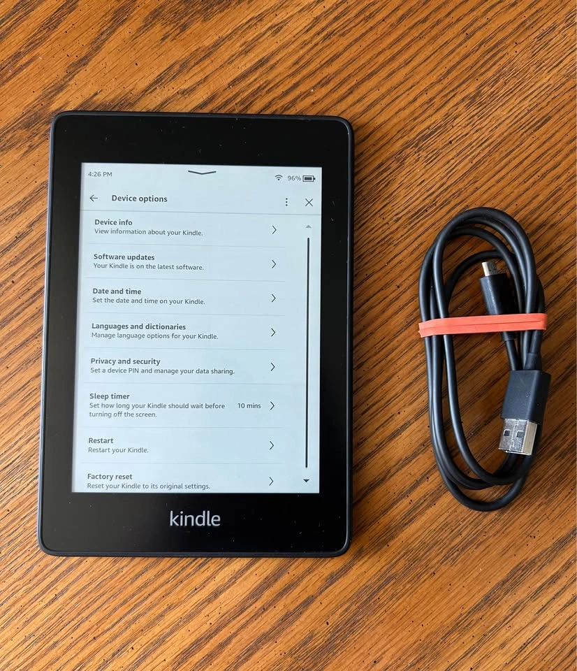 Kindle Paperwhite 10th Gen (8GB) - Good Condition! - photo 4