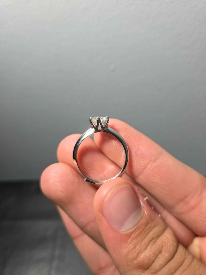VVS1 Engagement Ring - photo 4