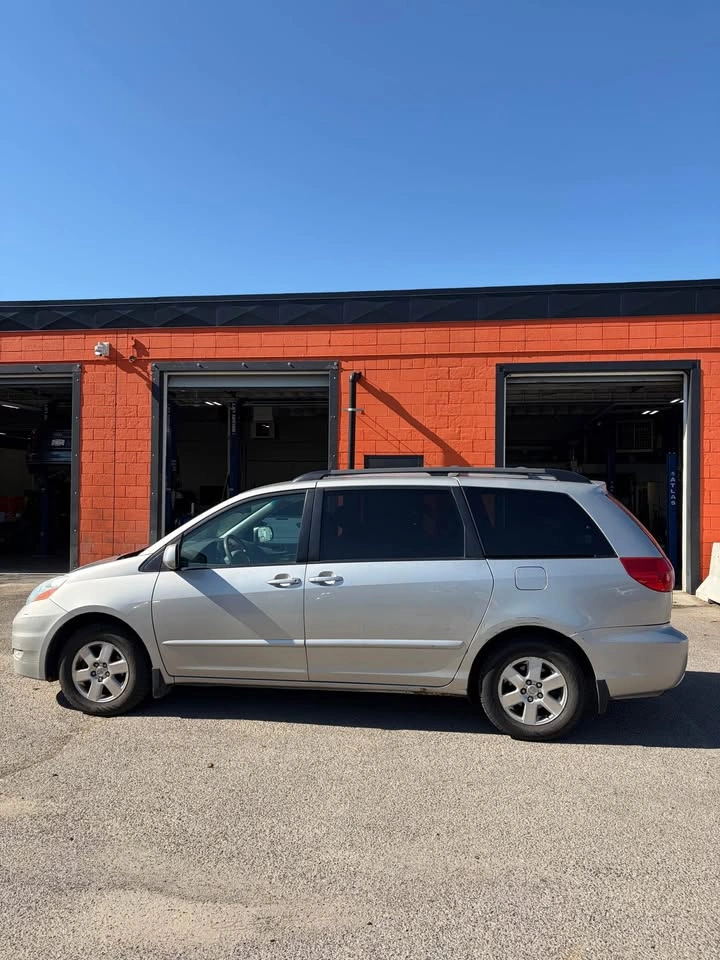 2006 Toyota Sienna - photo 3