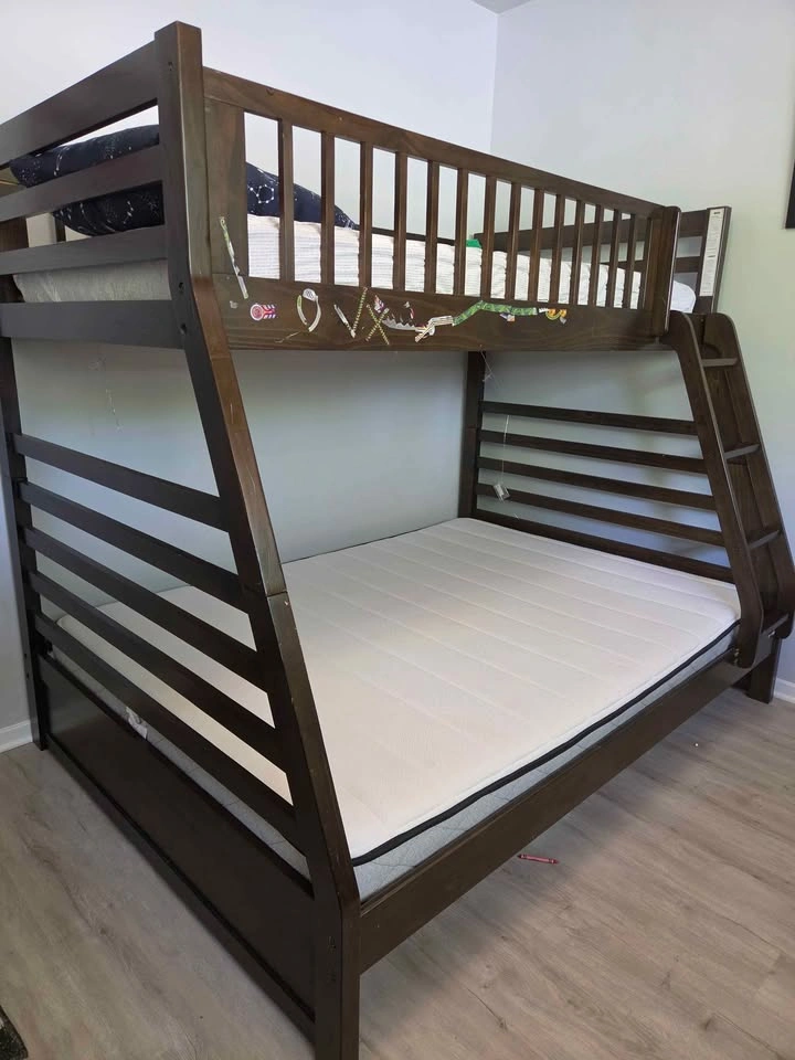Wooden bunk bed - photo 3