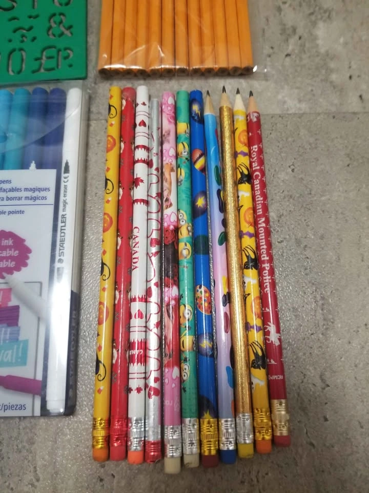 Back to School Supplies Lot - photo 2