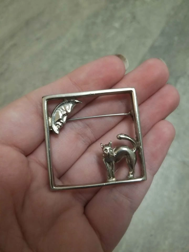 Cute Lapel Pins all for $8 - photo 2