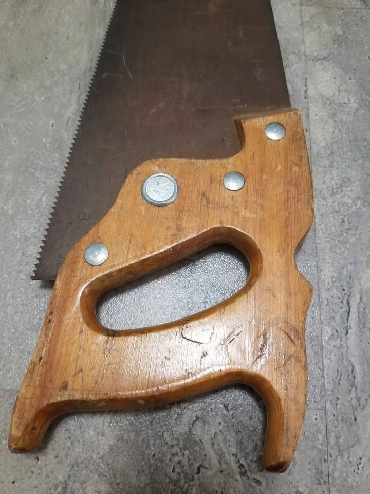 Vintage Hand Saw - photo 2