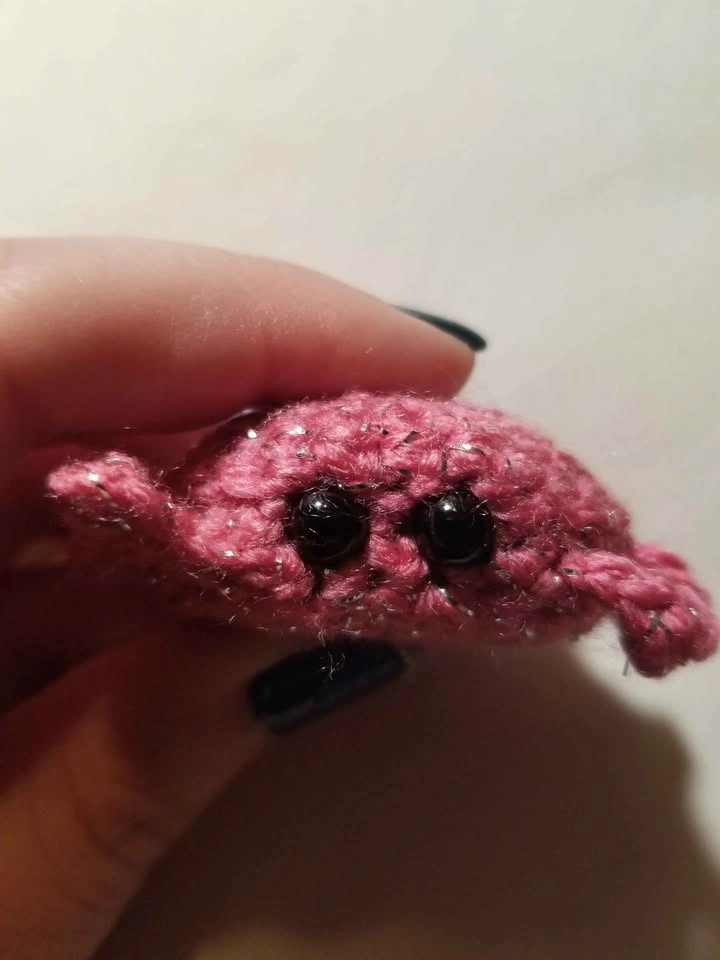 2 Crabs & Cats Crochet Keychains - photo 5
