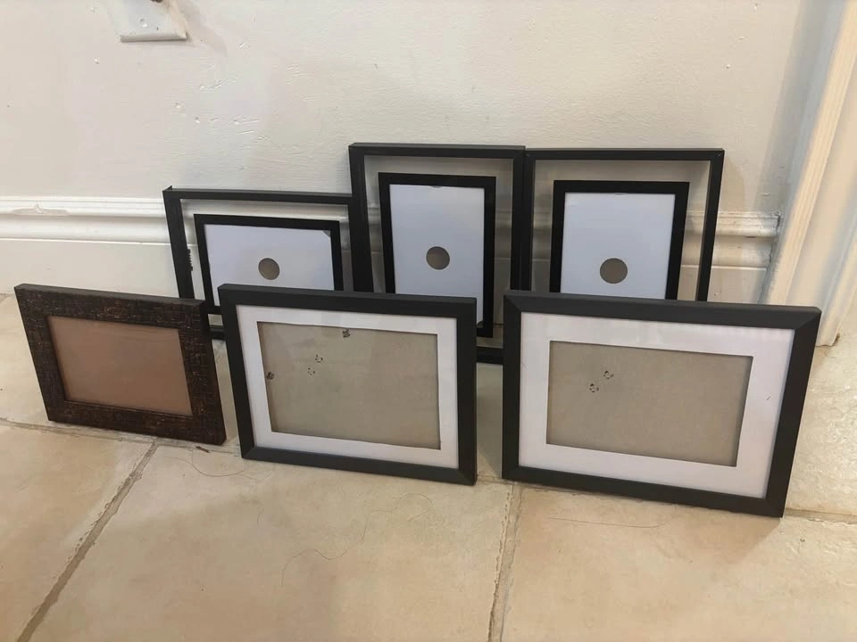 MOVING SALE Home Decor Bundle - Picture Frames, Clock, and Accen - photo 3