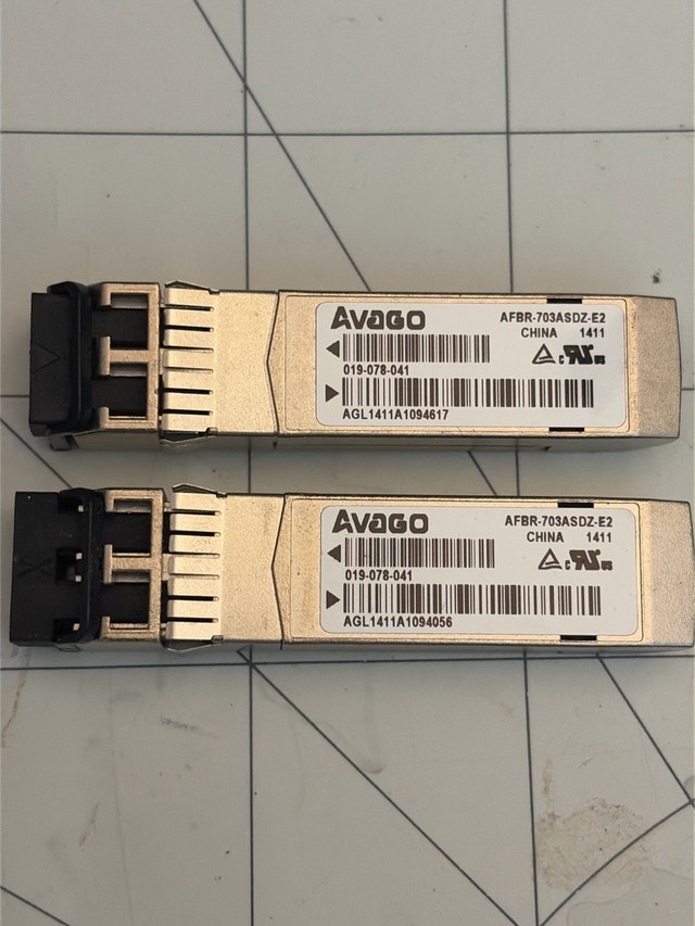 Avago AFBR-703ASDZ-E2 SFP+ Transceivers (2x)