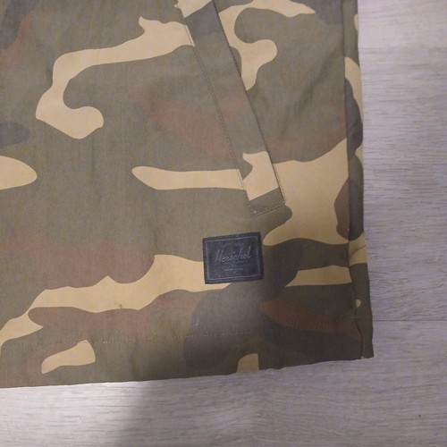 Herschel Supply Co. Camo Women's Large Jacket - photo 2