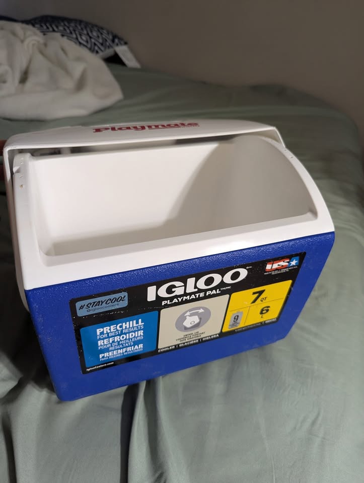 Portable hard cooler - photo 2