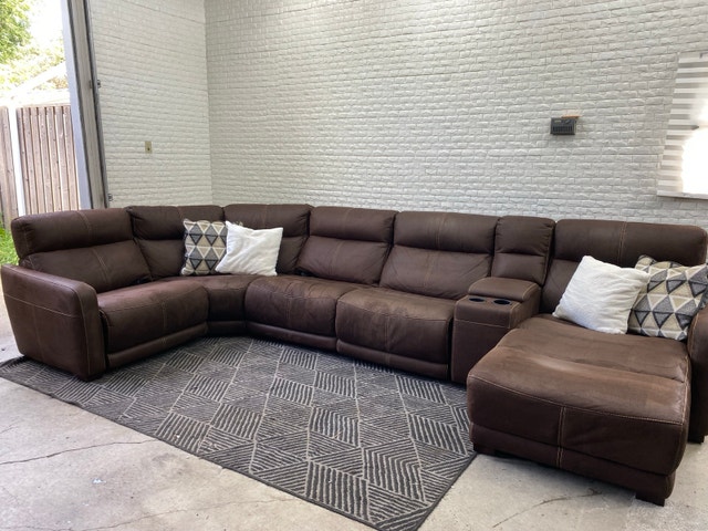 Finesse Furniture Sectional - photo 2
