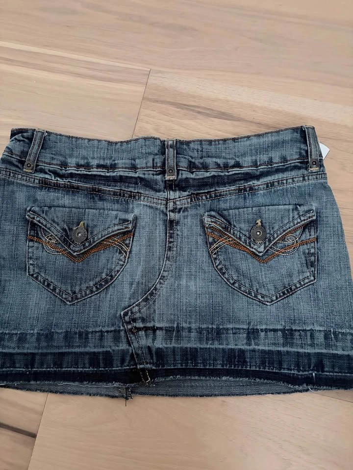 Vintage Denim Skirt - photo 2