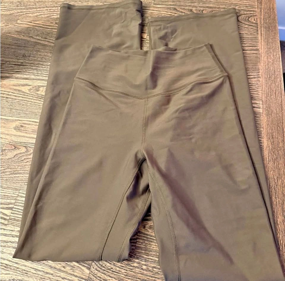 Abercrombie Flare leggings
