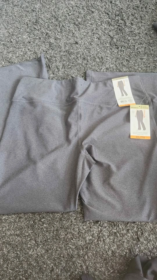 NEW XXL ACTIVE WEAR AND YOGA PANTS - photo 4