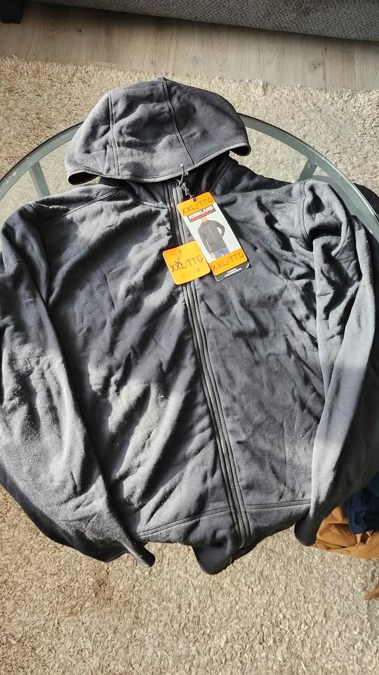 Black outerwear - photo 3