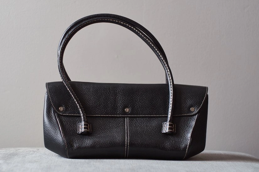 Tod's black leather shoulder bag - photo 2